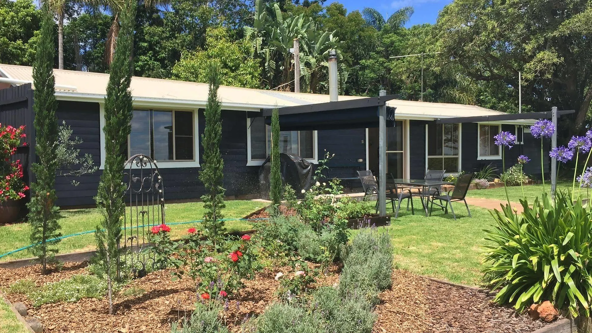 Hillview Cottages Kingaroy 0*,